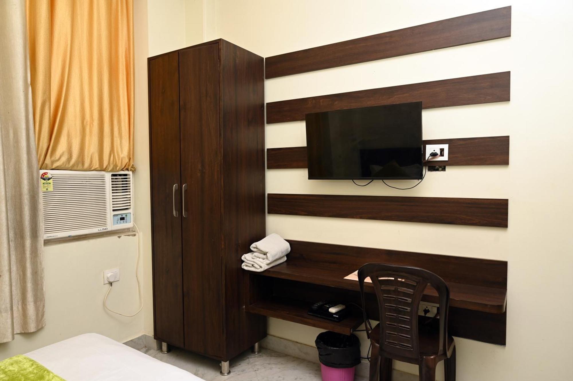 Hotel Pulse Inn Near Railway Station Jaipur Bagian luar foto