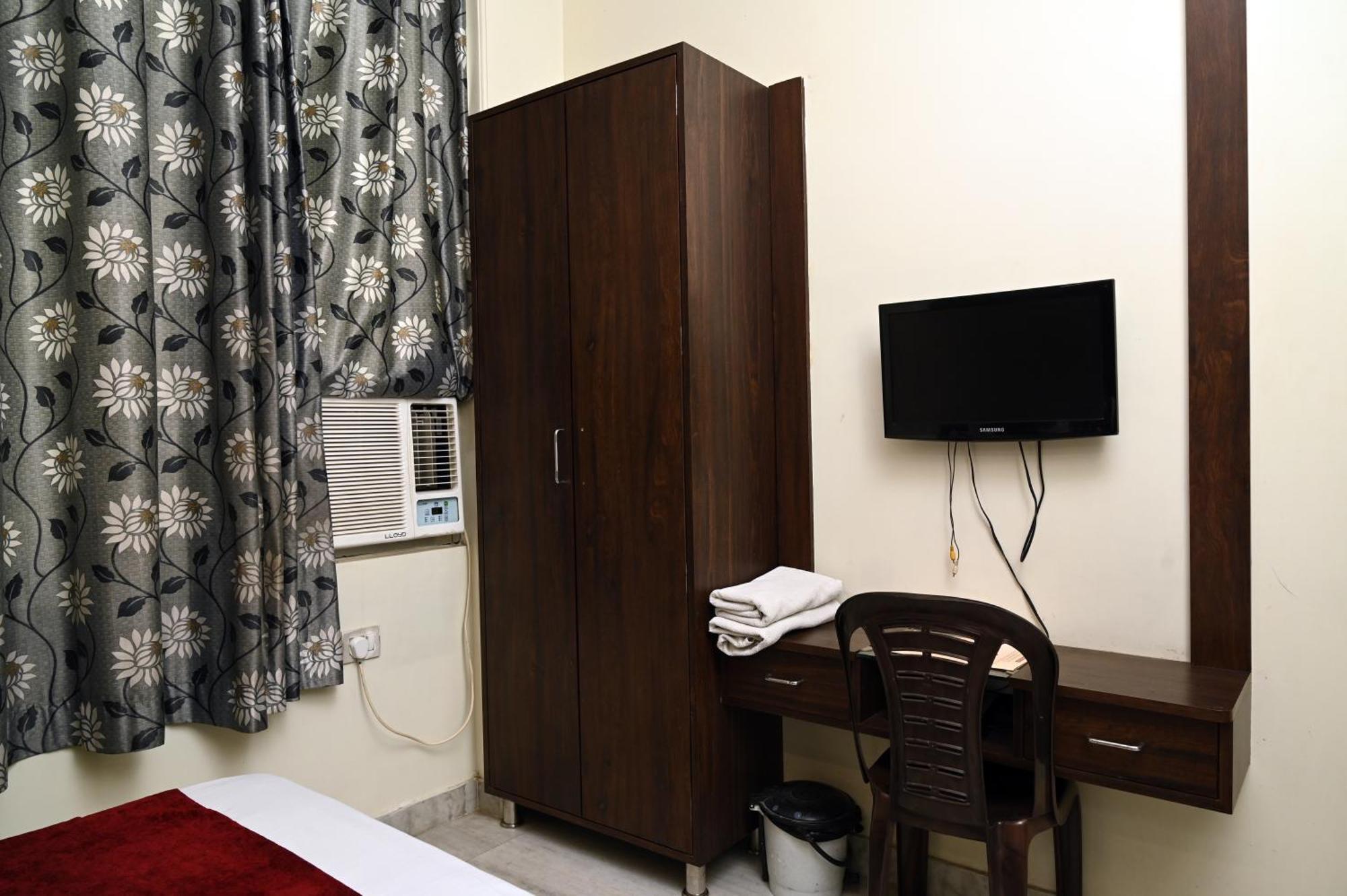 Hotel Pulse Inn Near Railway Station Jaipur Bagian luar foto