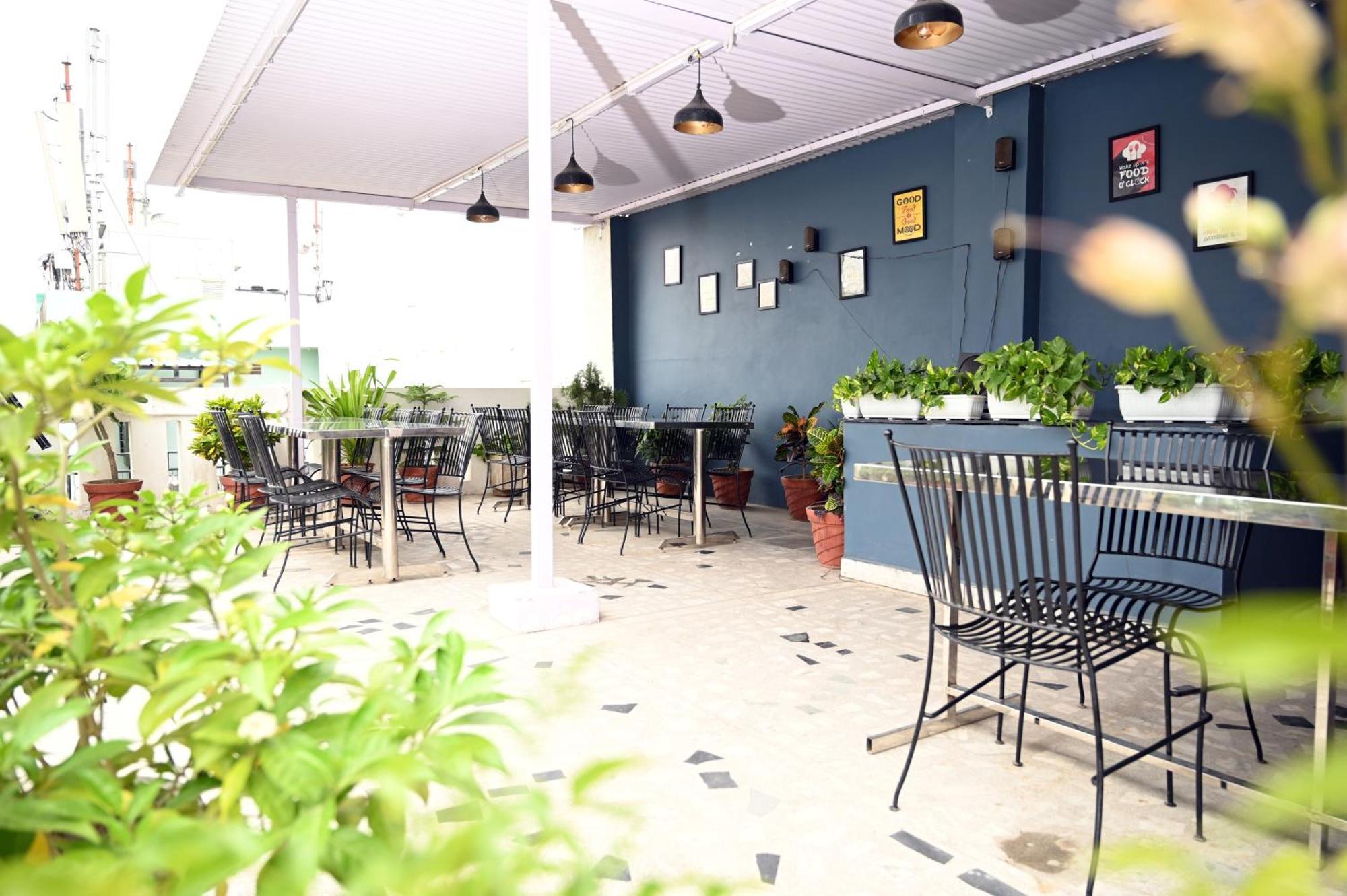 Hotel Pulse Inn Near Railway Station Jaipur Bagian luar foto